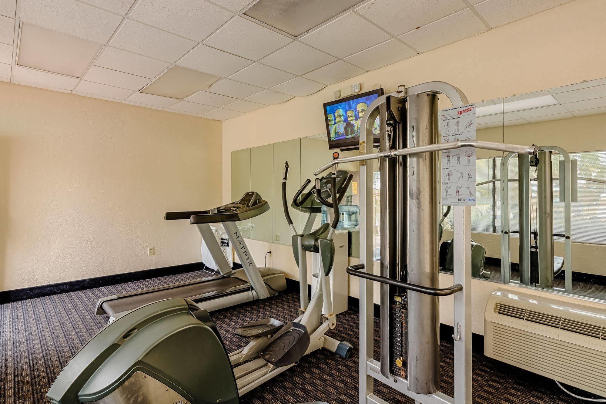 Holiday Inn Express Statesboro By Ihg Exterior photo
